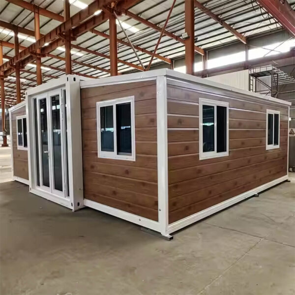Expandable Container House with Full Bathroom