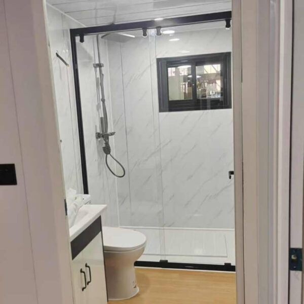 20 ft Detachable Container House Cabin Modular Tiny House Prefab Relief Camp Emergency Rescue Mobile Living Container House - Image 5